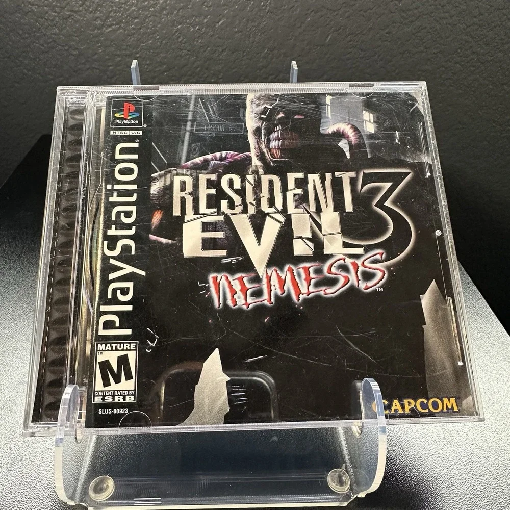 Resident Evil 3: Nemesis PlayStation 1 PS1 Complete CIB Black Label W/ Reg Card